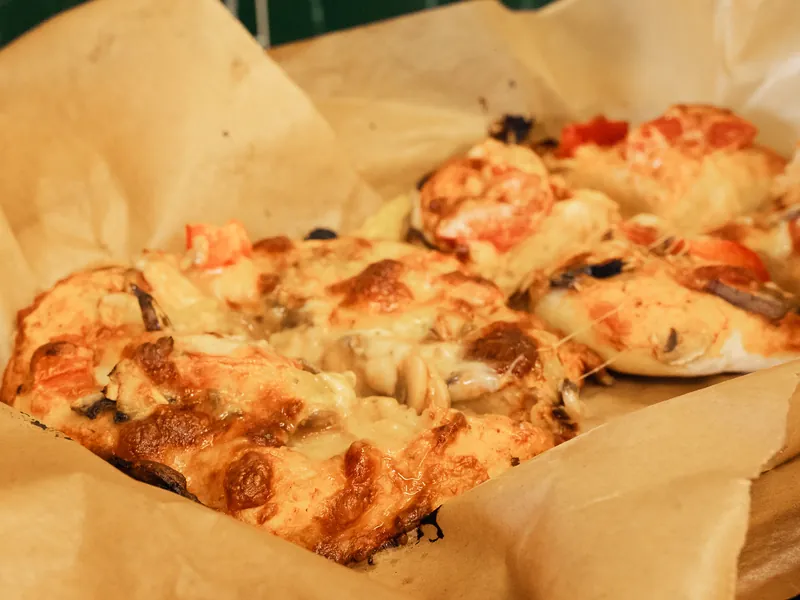 A pizza made with “ugly” produce